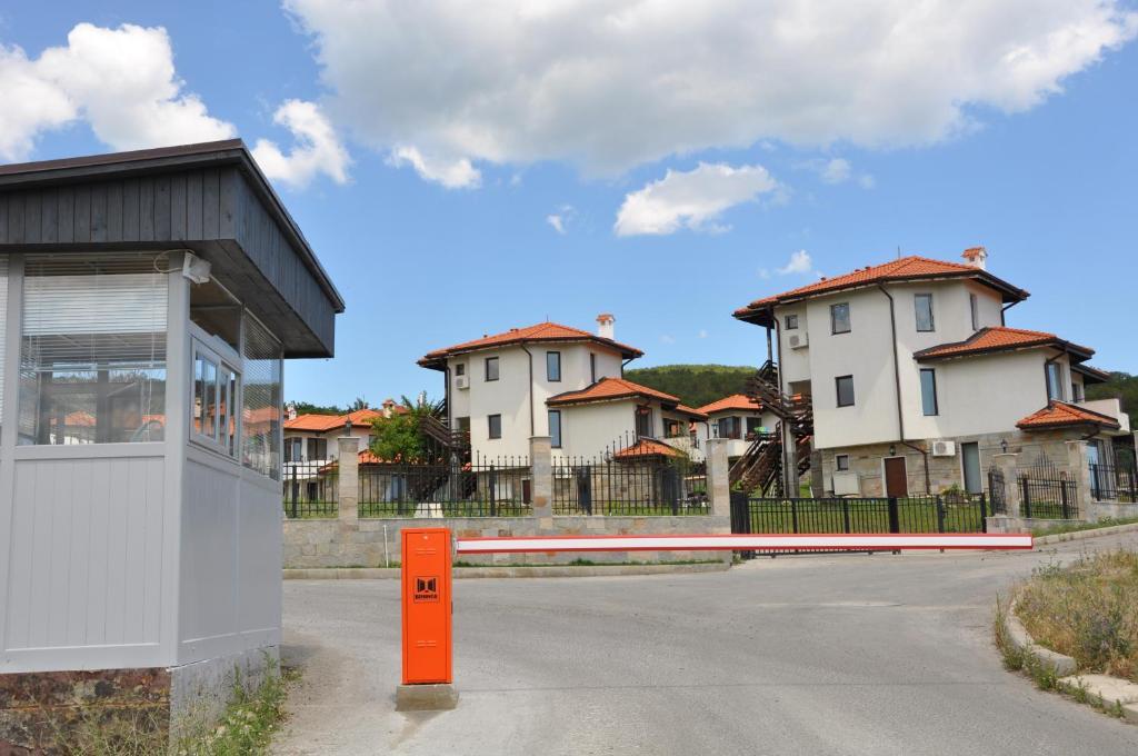 Villa On The Black Sea Sunny Beach Exterior photo