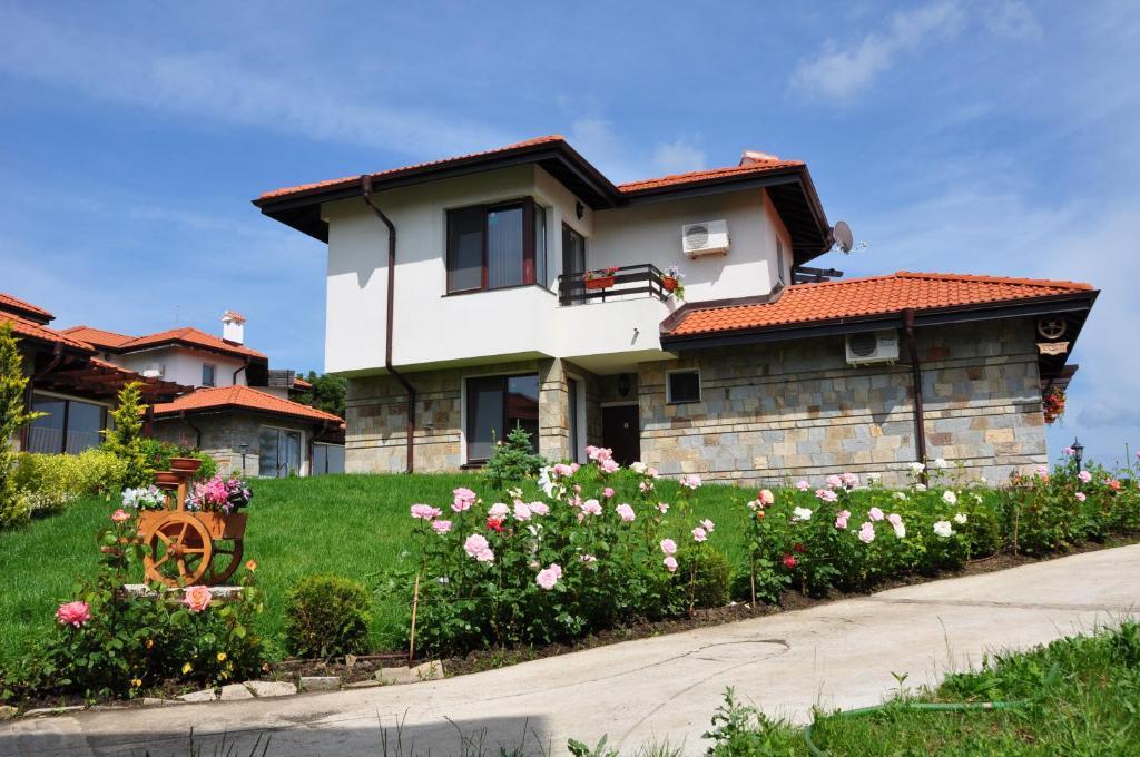 Villa On The Black Sea Sunny Beach Exterior photo